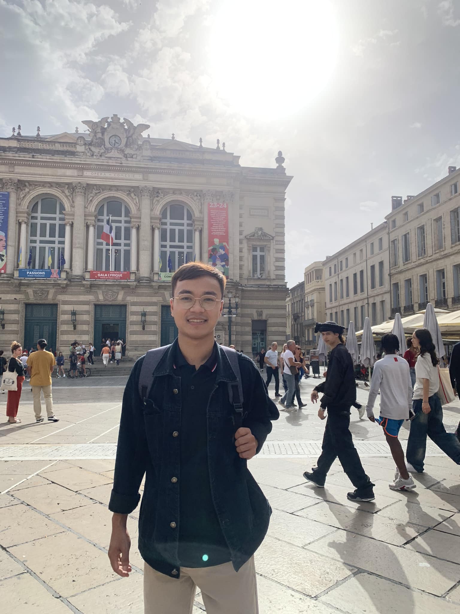 Nice member of Auasia Travel